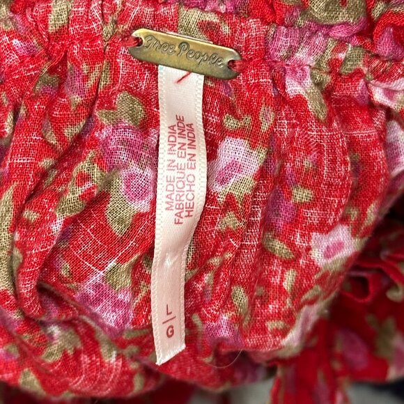 Free People Red Meant To Be Floral Puff Sleeve Blouse Large EUC - Picture 4 of 7